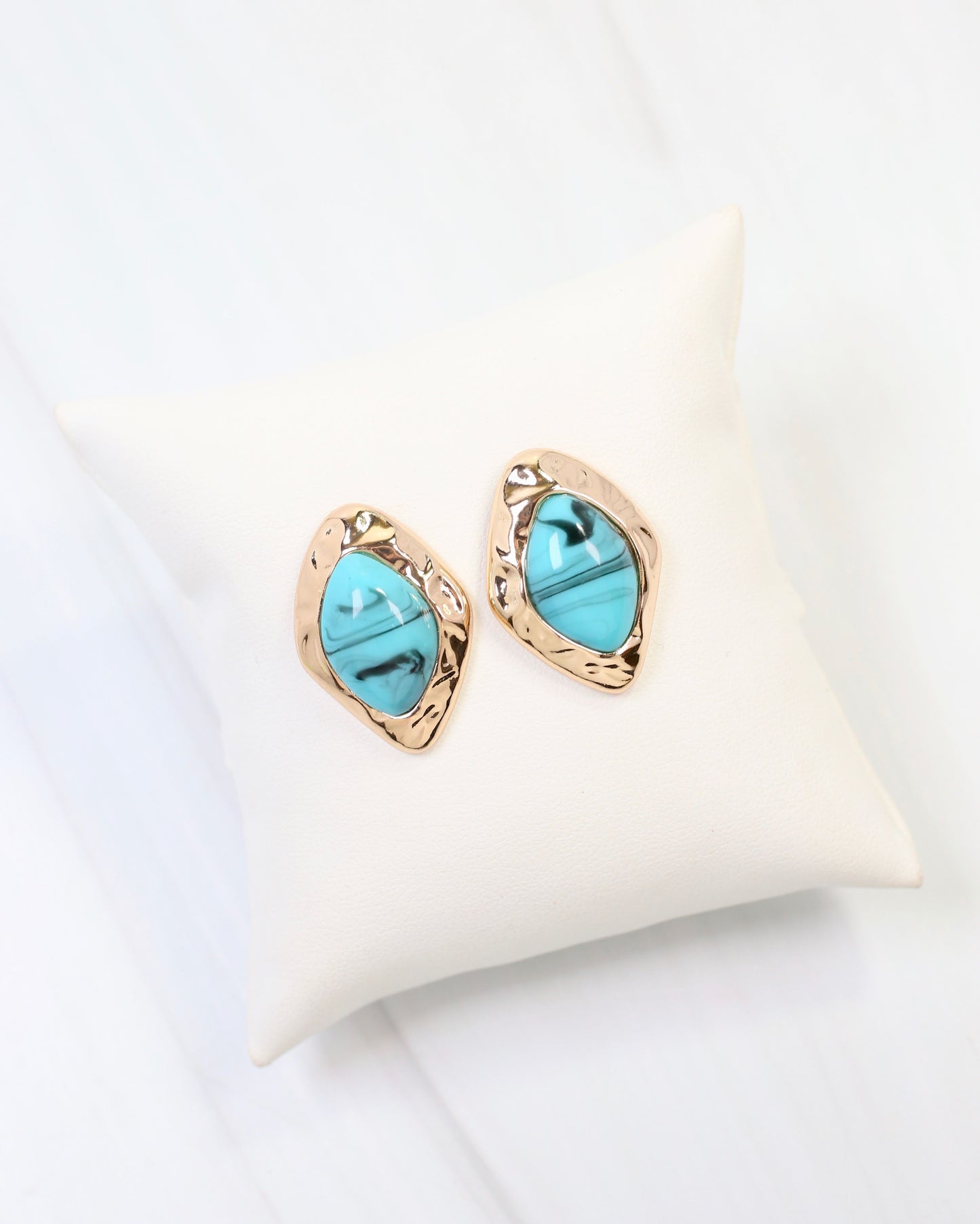 Madrid Hammered Gold Trim Earring Turquoise