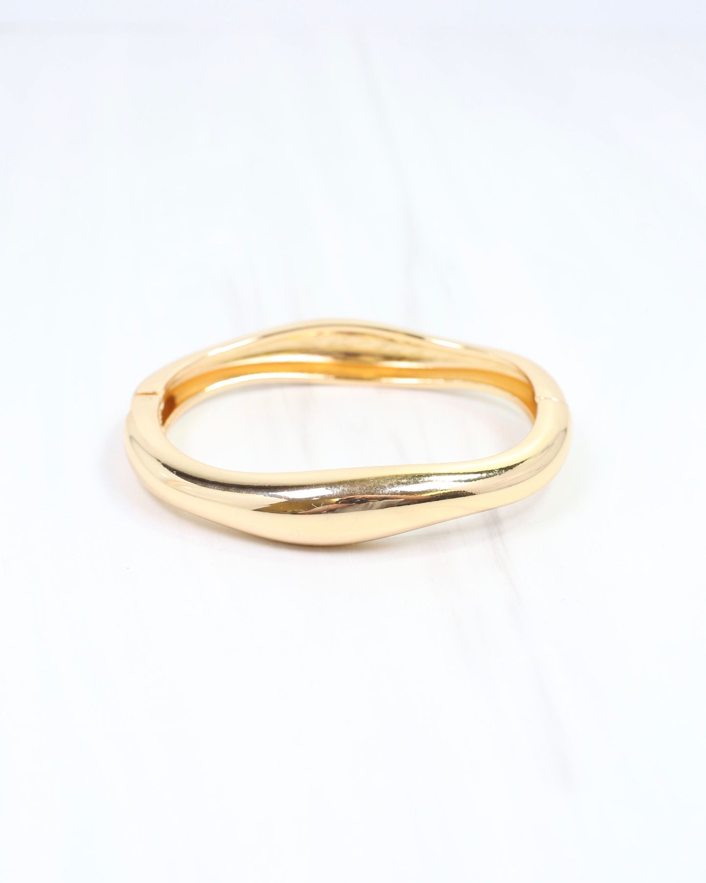 Bimberi Hinged Bangle Bracelet Gold