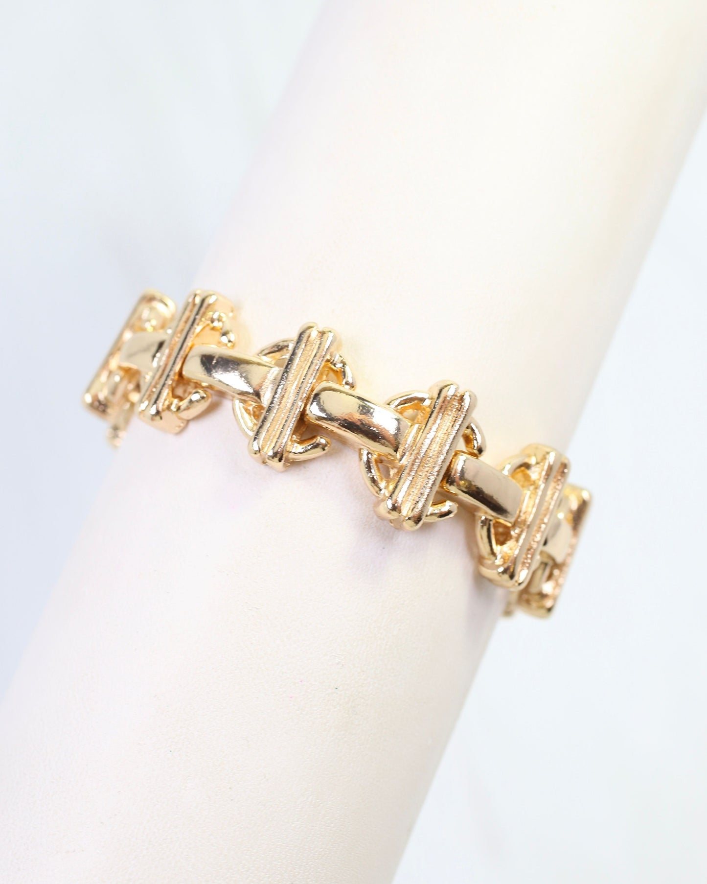 Leila Link Stretch Bracelet Gold