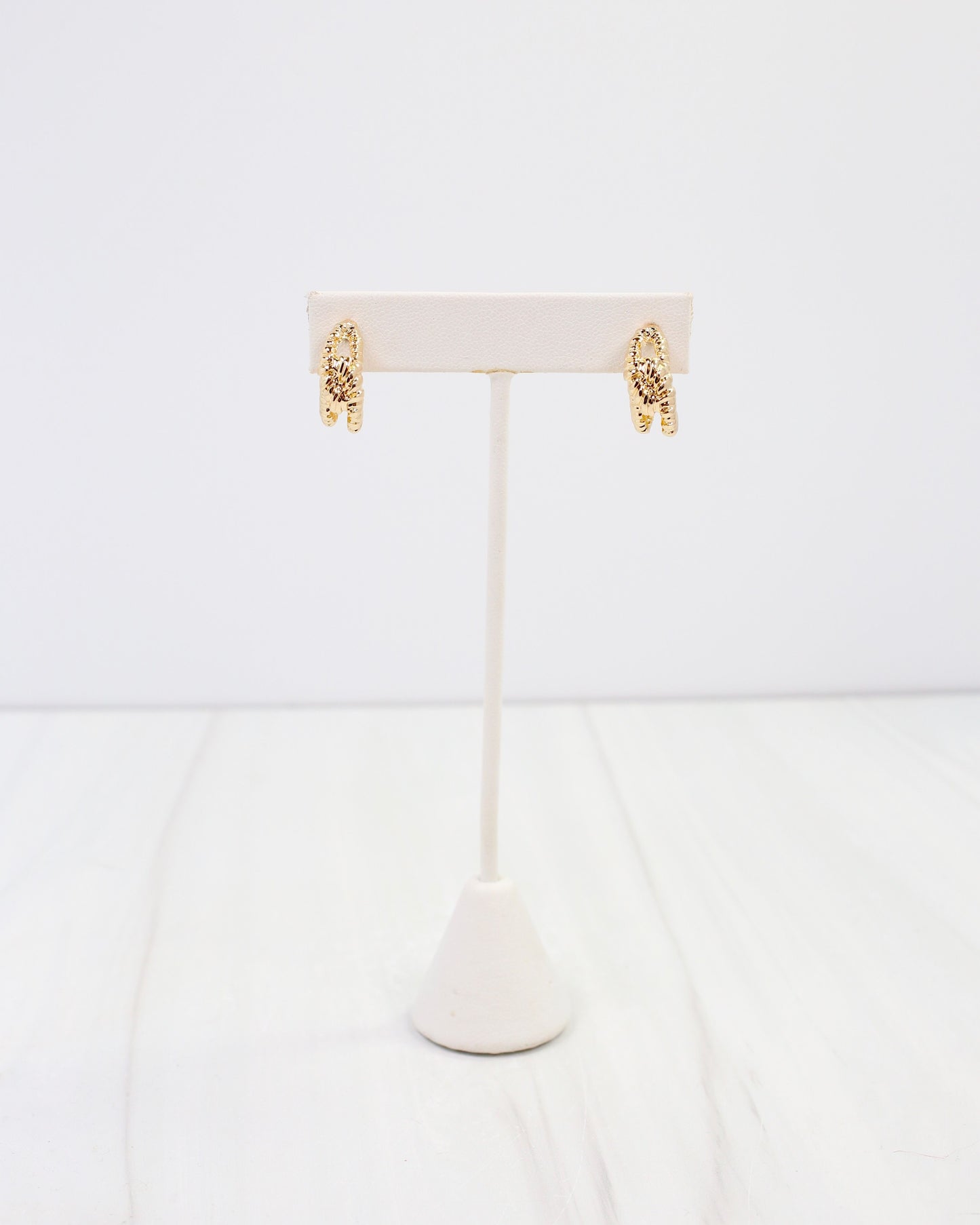 Shawnee Knot Hoop Earring Gold