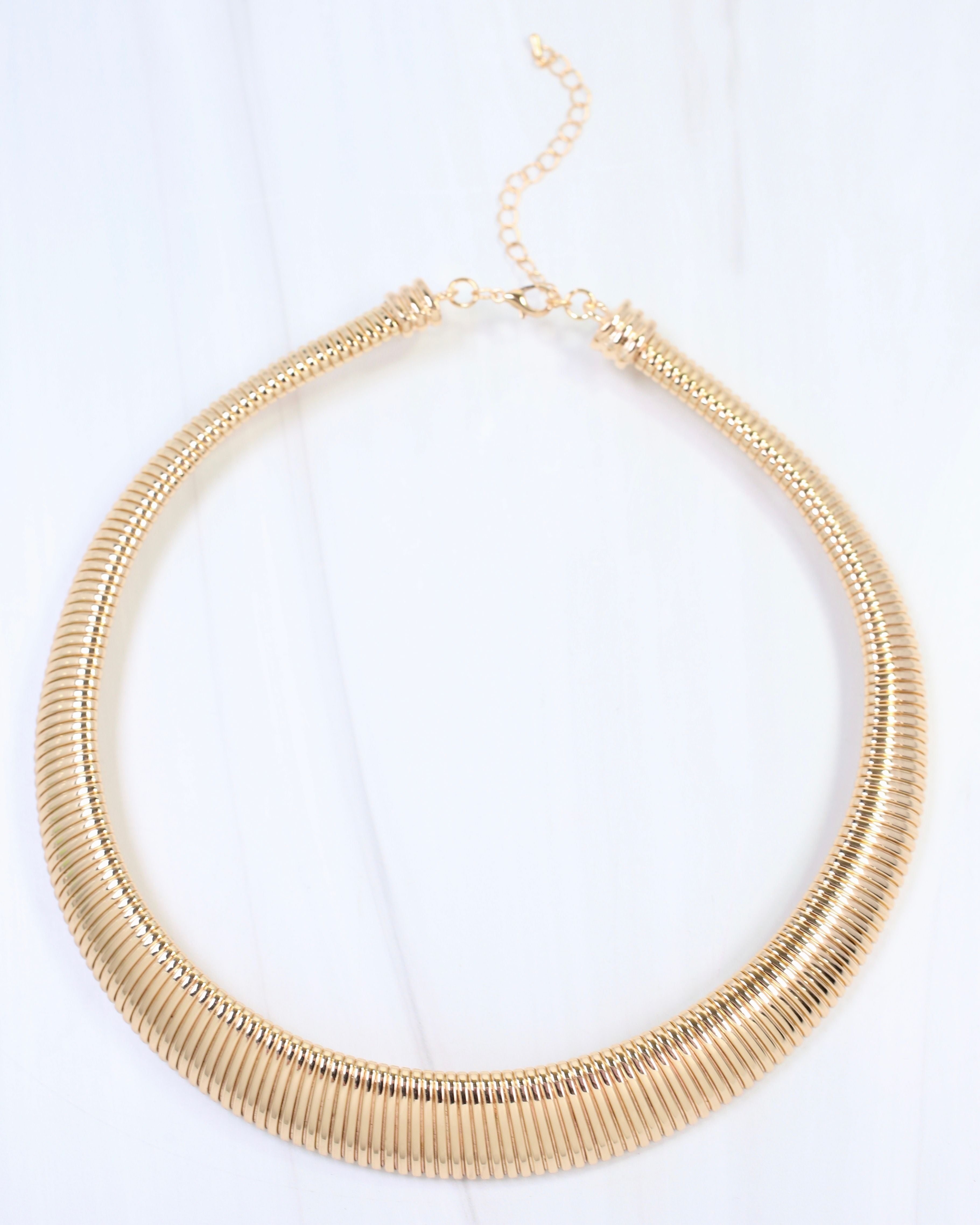 Middletown Structured Chain Necklace Gold – Caroline Hill Wholesale