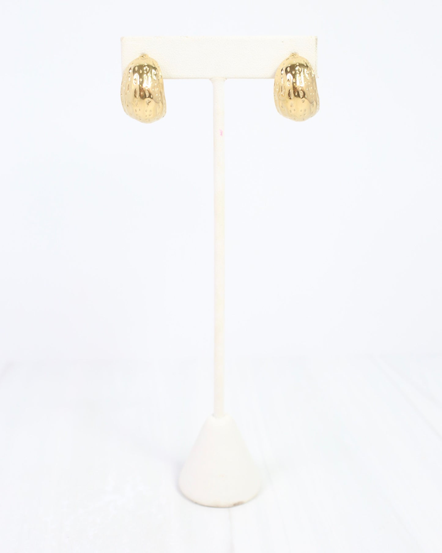 Alamosa Textured Hoop Earring Gold