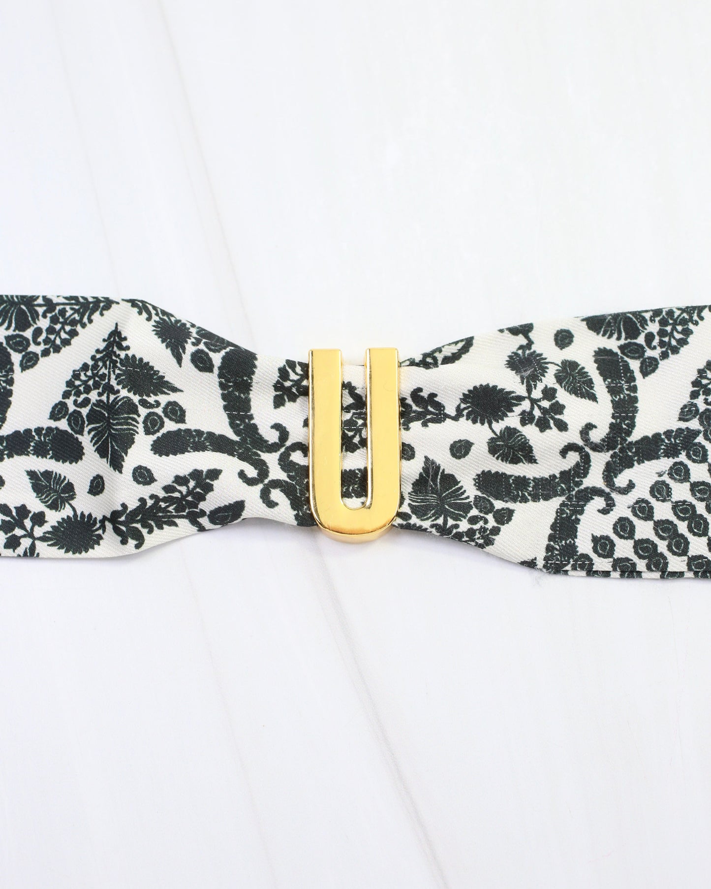 Arlett Initial Scarf Slide U Gold
