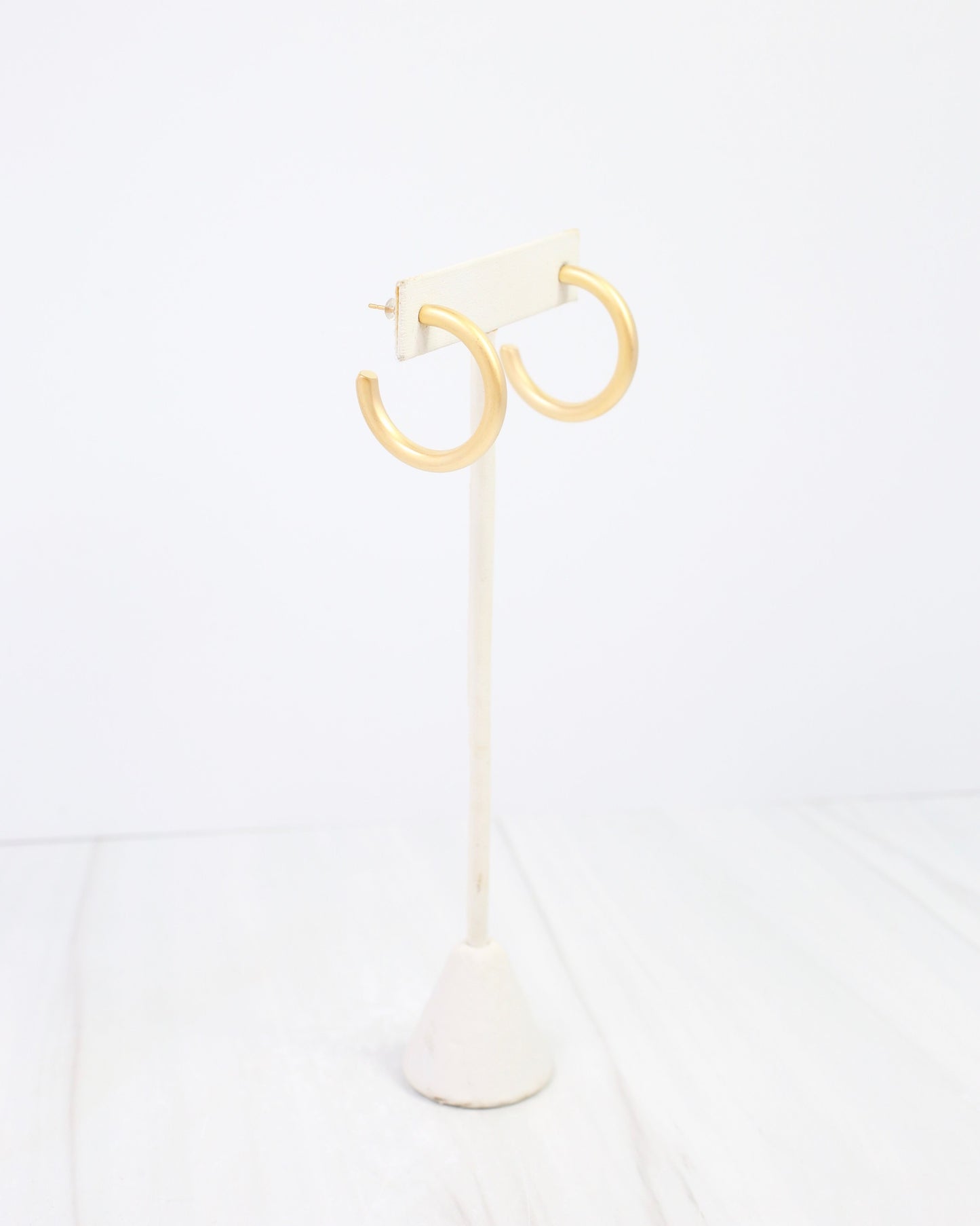 Castlebar Hoop Earring Matte Gold