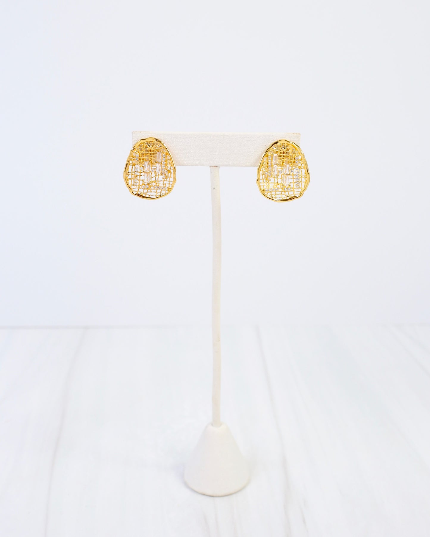 Lovington Lattice Crystal Oval Earring WR Gold