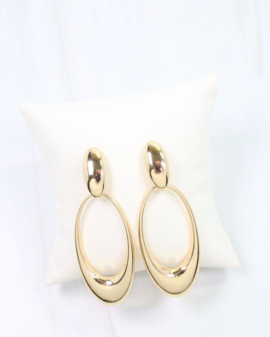 Emilia Oval Door Knocker Earring Gold