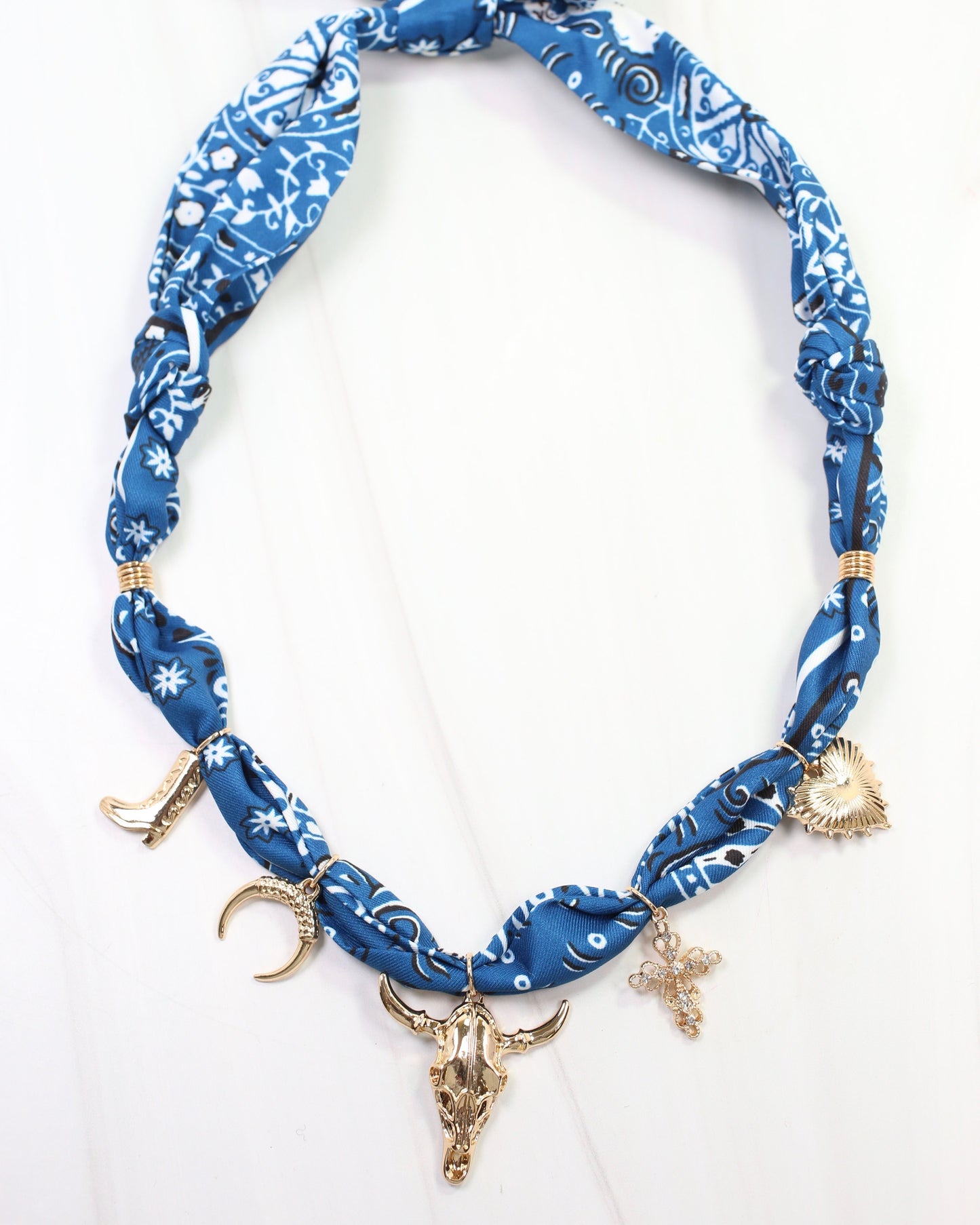Escondido Western Charm Scarf Necklace Blue