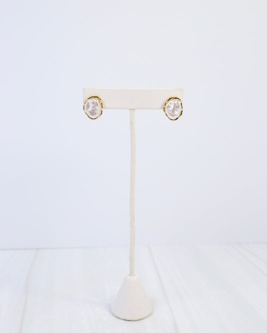 East Aurora Pearl Stud Earring Cream