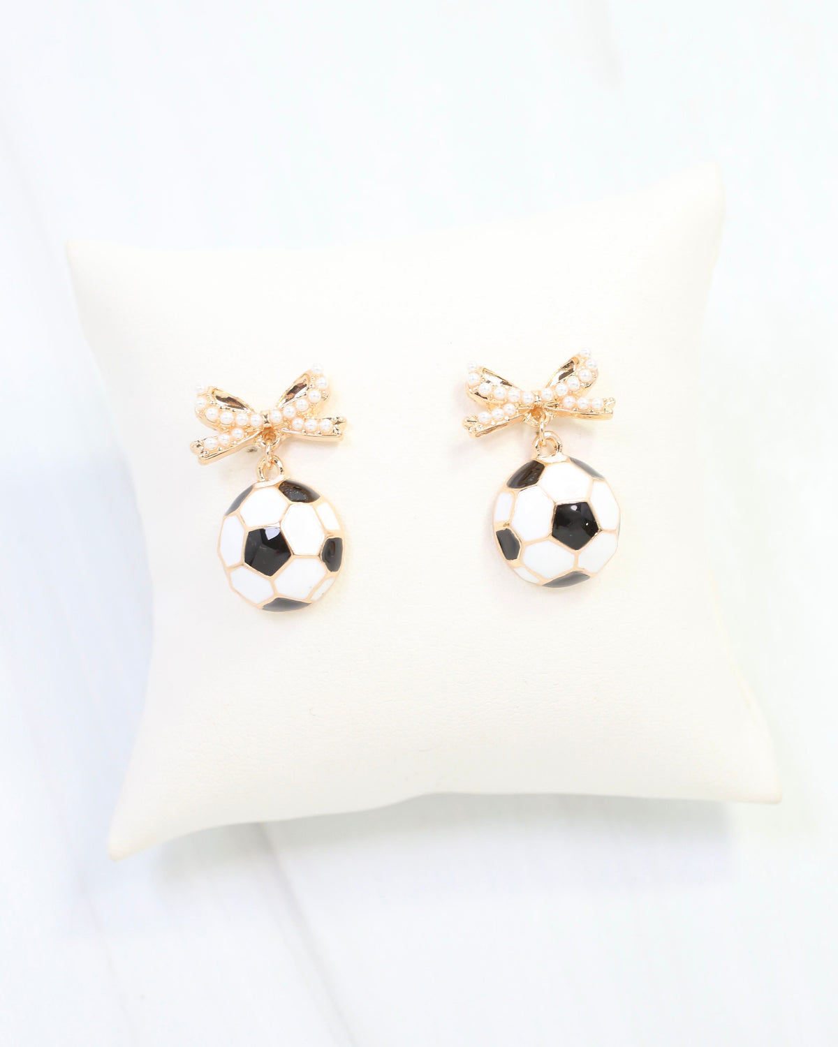 Play It Pearl Soccer Ball Earring Gold