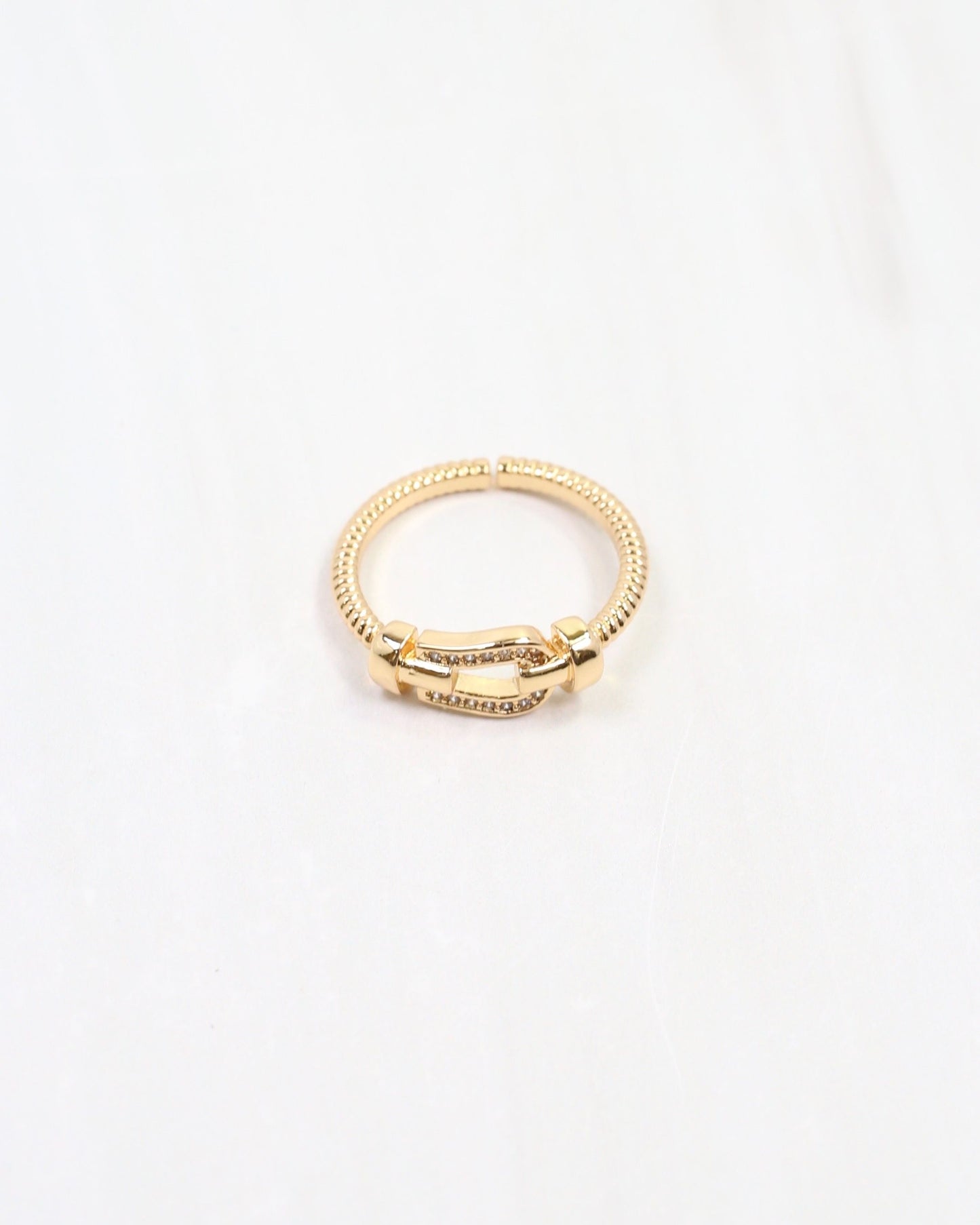 Bangor Buckle Ring WR Gold