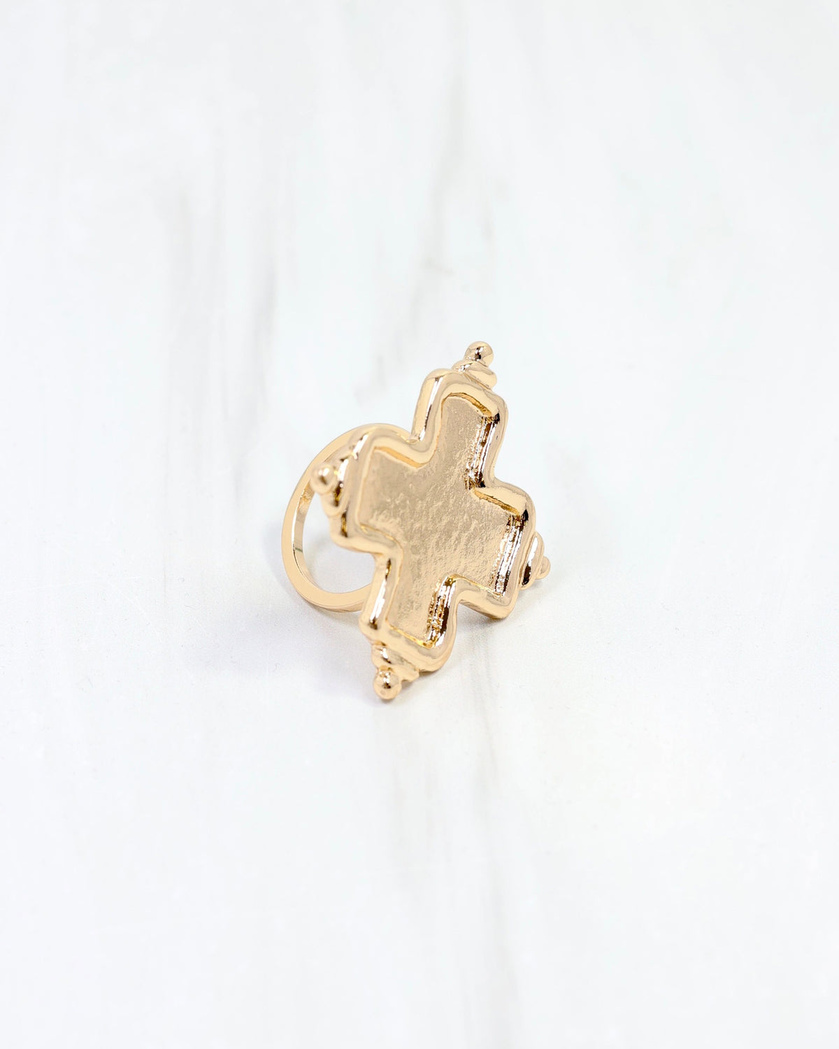 Clark Cross Scarf Ring Gold