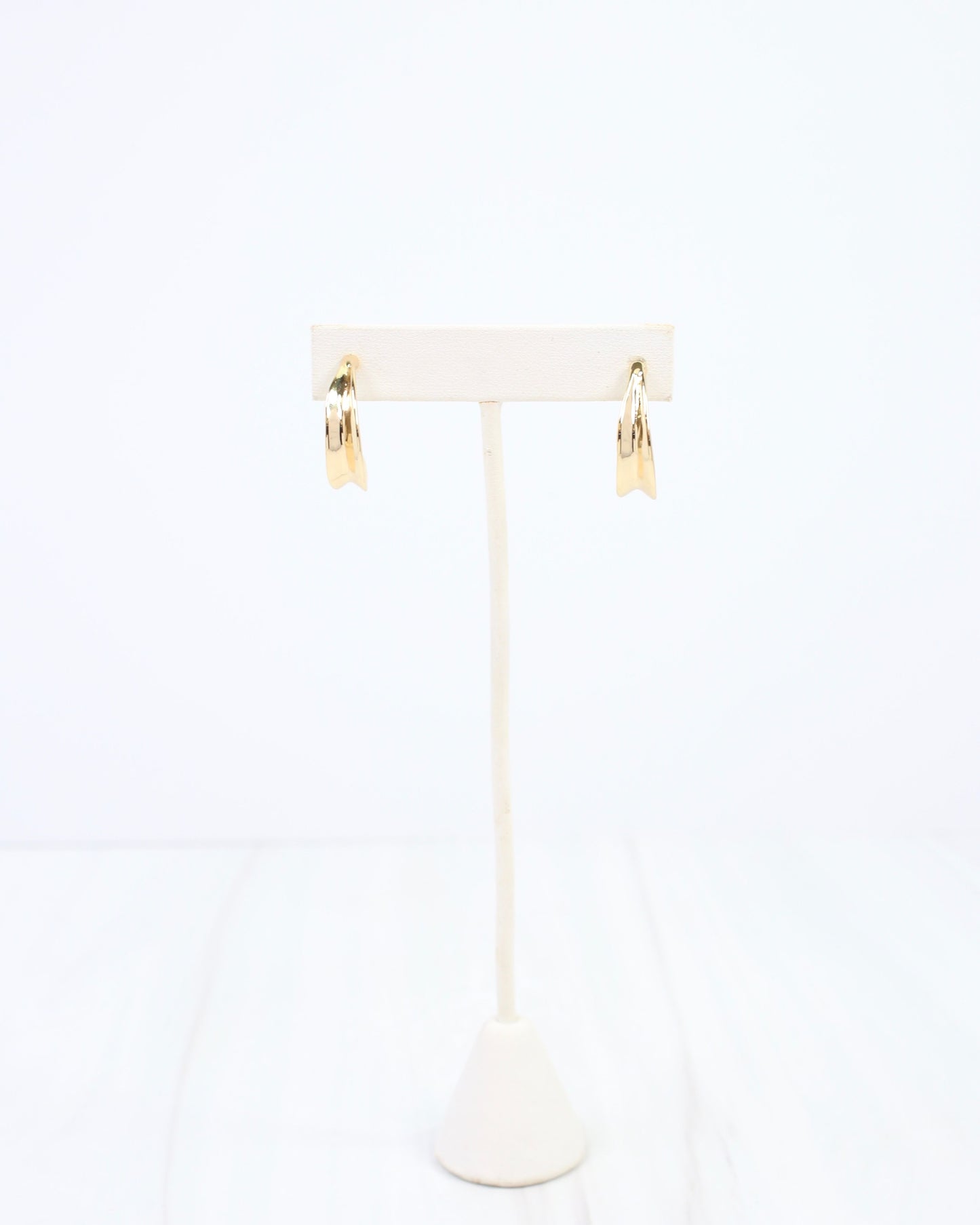 Pass Christian Hoop Earring Gold