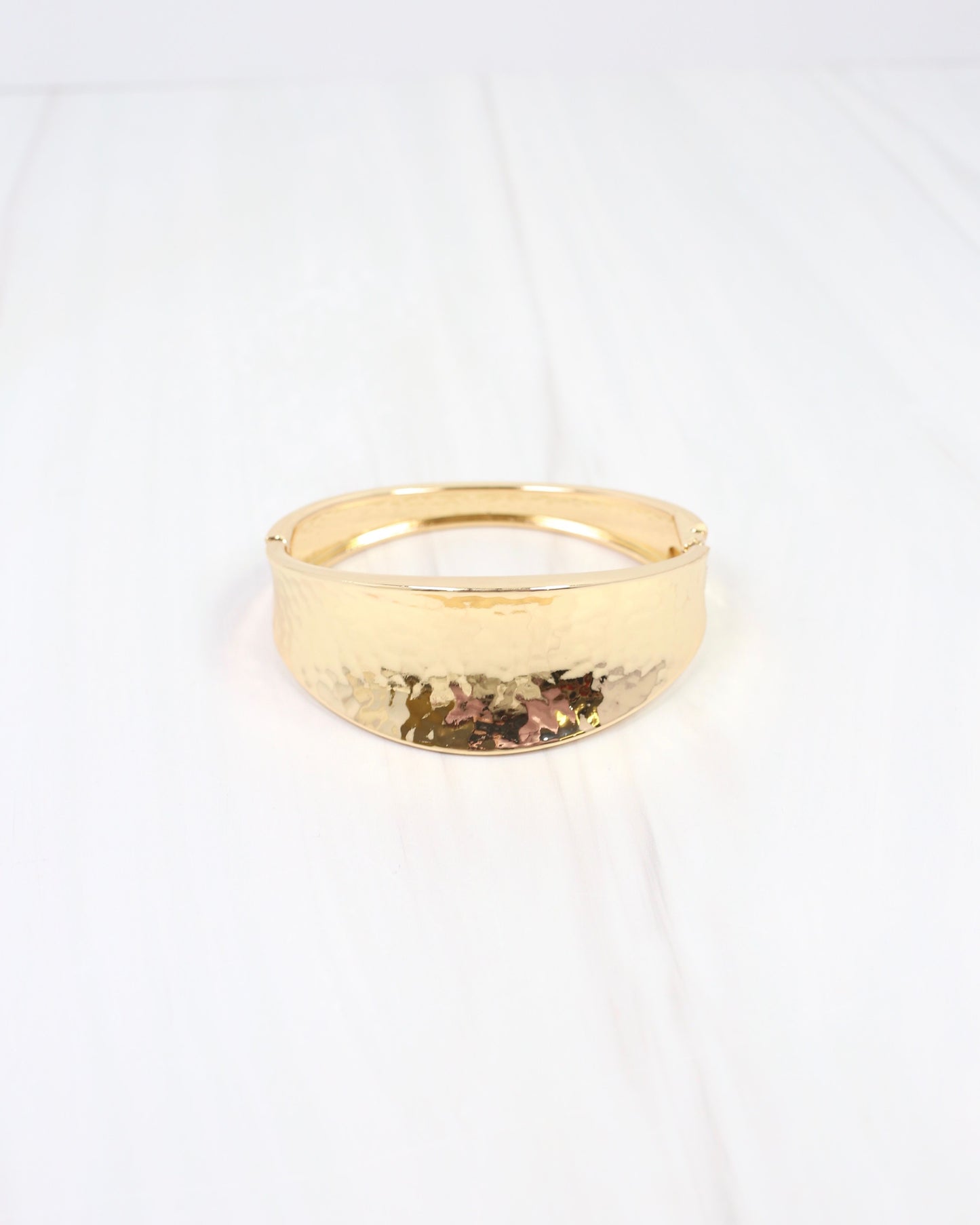 Cooperstown Hammered Hinged Bracelet Gold