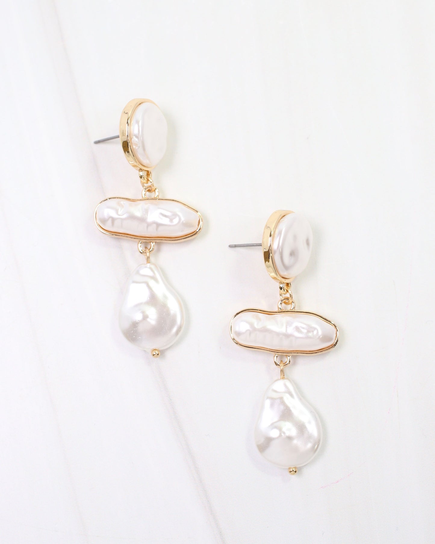 Astoria Baroque Pearl Dangle Earring Cream