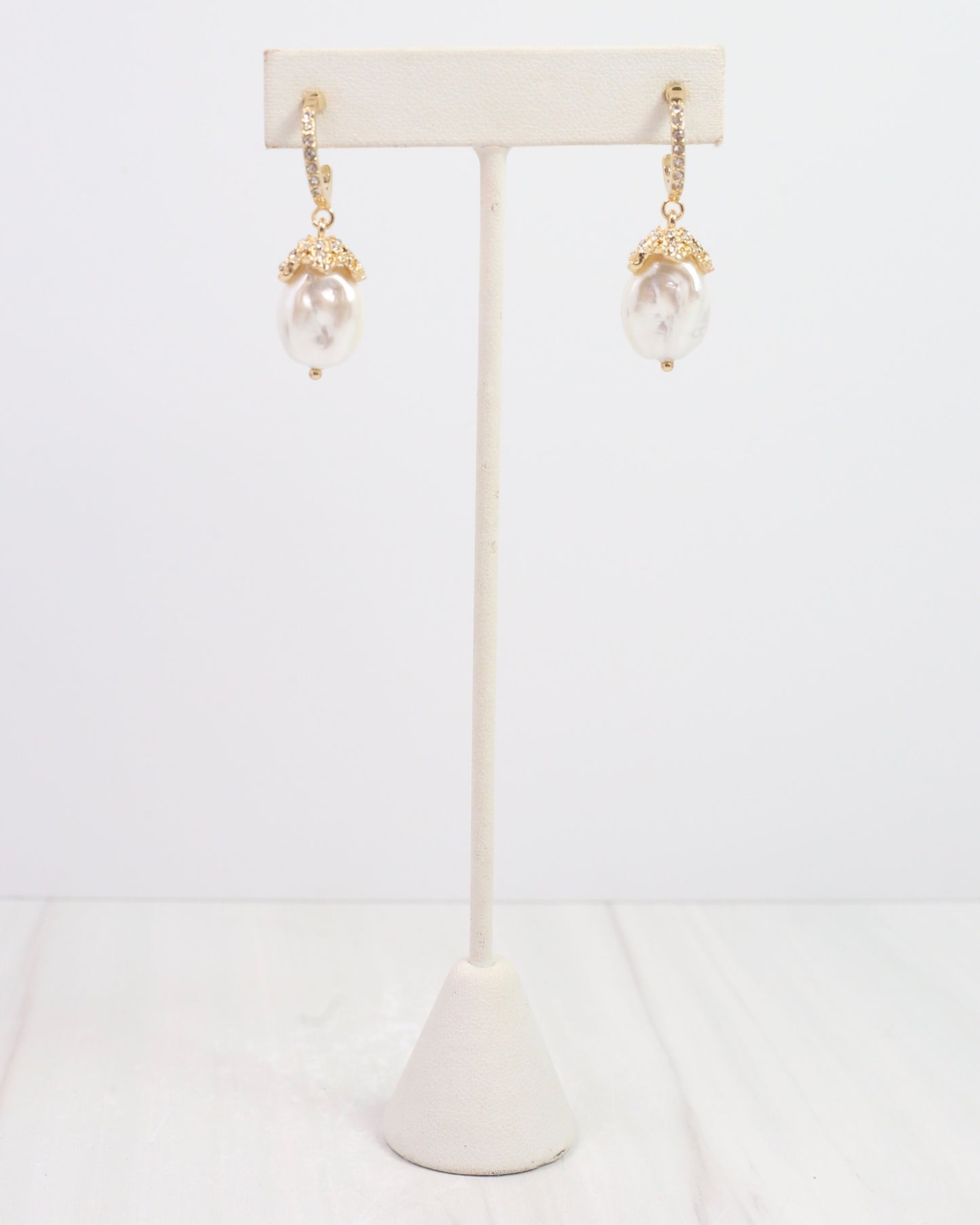 Priscilla Pearl Earring Gold