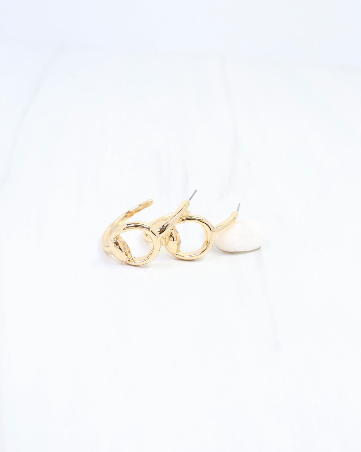Maiya Horsebit Hoop Earring Gold