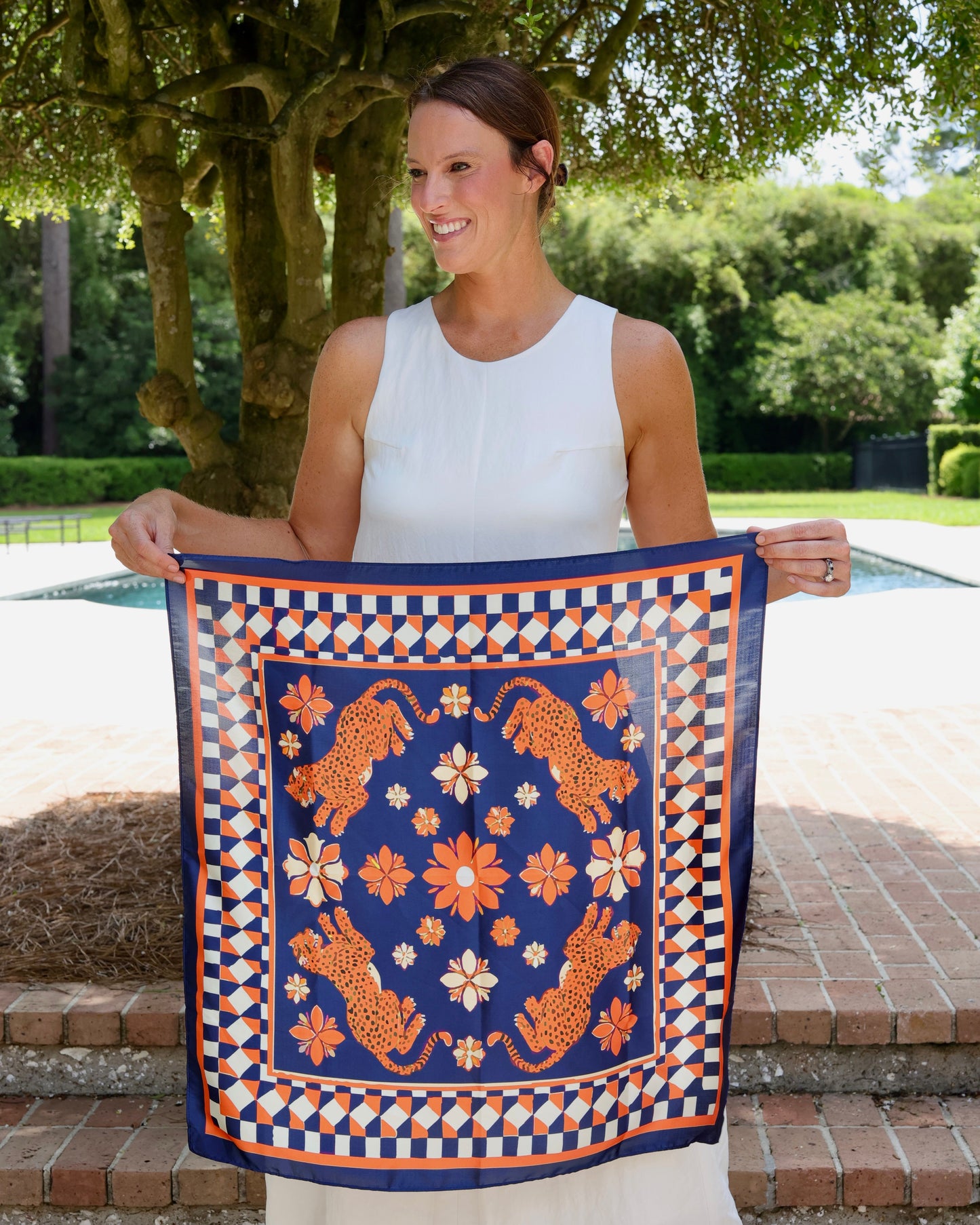 Hollis Scarf Medium Navy Orange