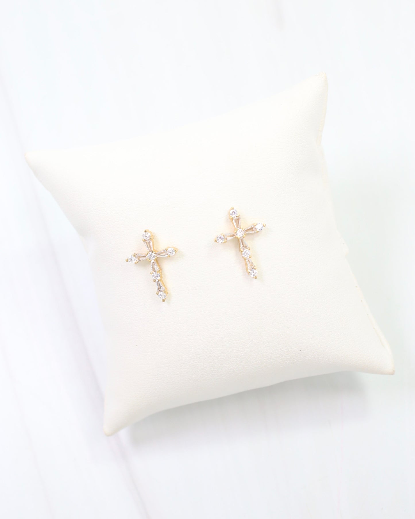 Vicksburg CZ Cross Earring Gold