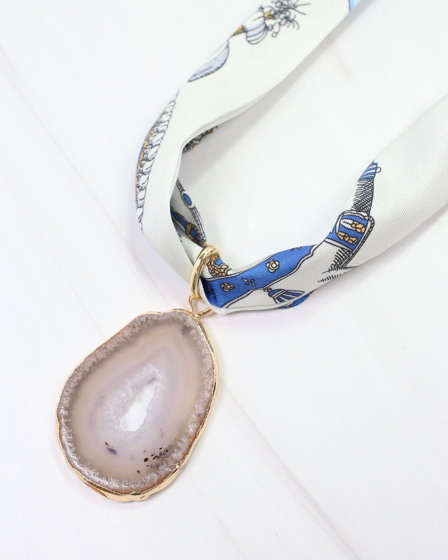 Antonio Agate Charm Gray