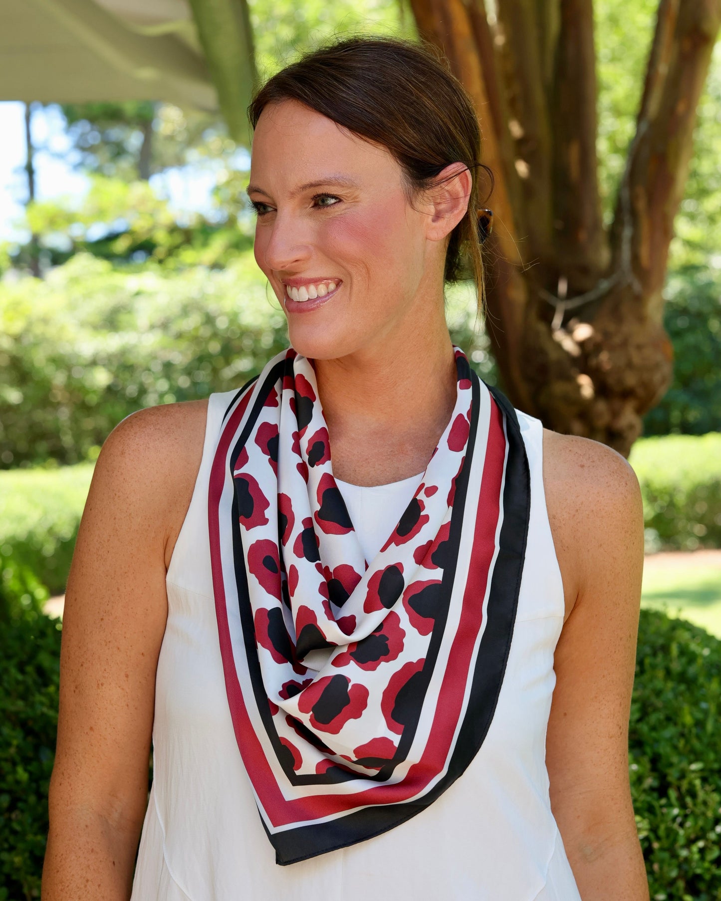 Meredith Spotted Scarf Medium Garnet Black