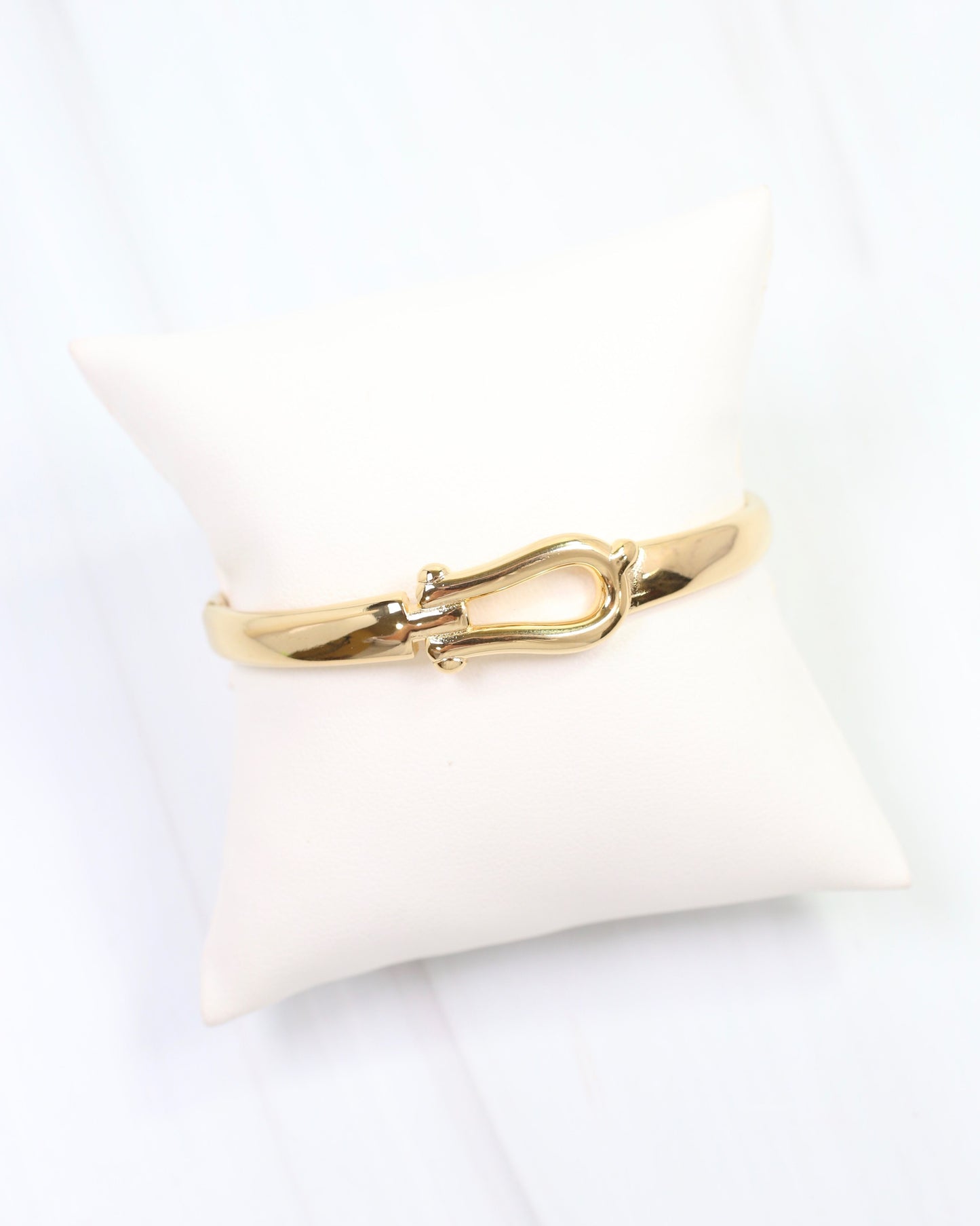 Landram Buckle Bangle WP Gold