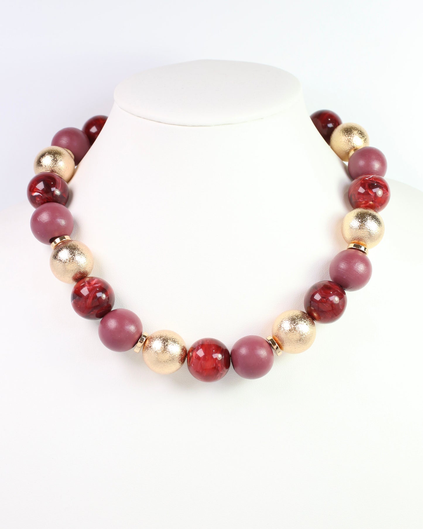 Elaine Beaded Ball Necklace Wine