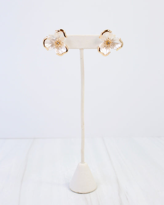 Eveleth Flower Post Earring Ivory