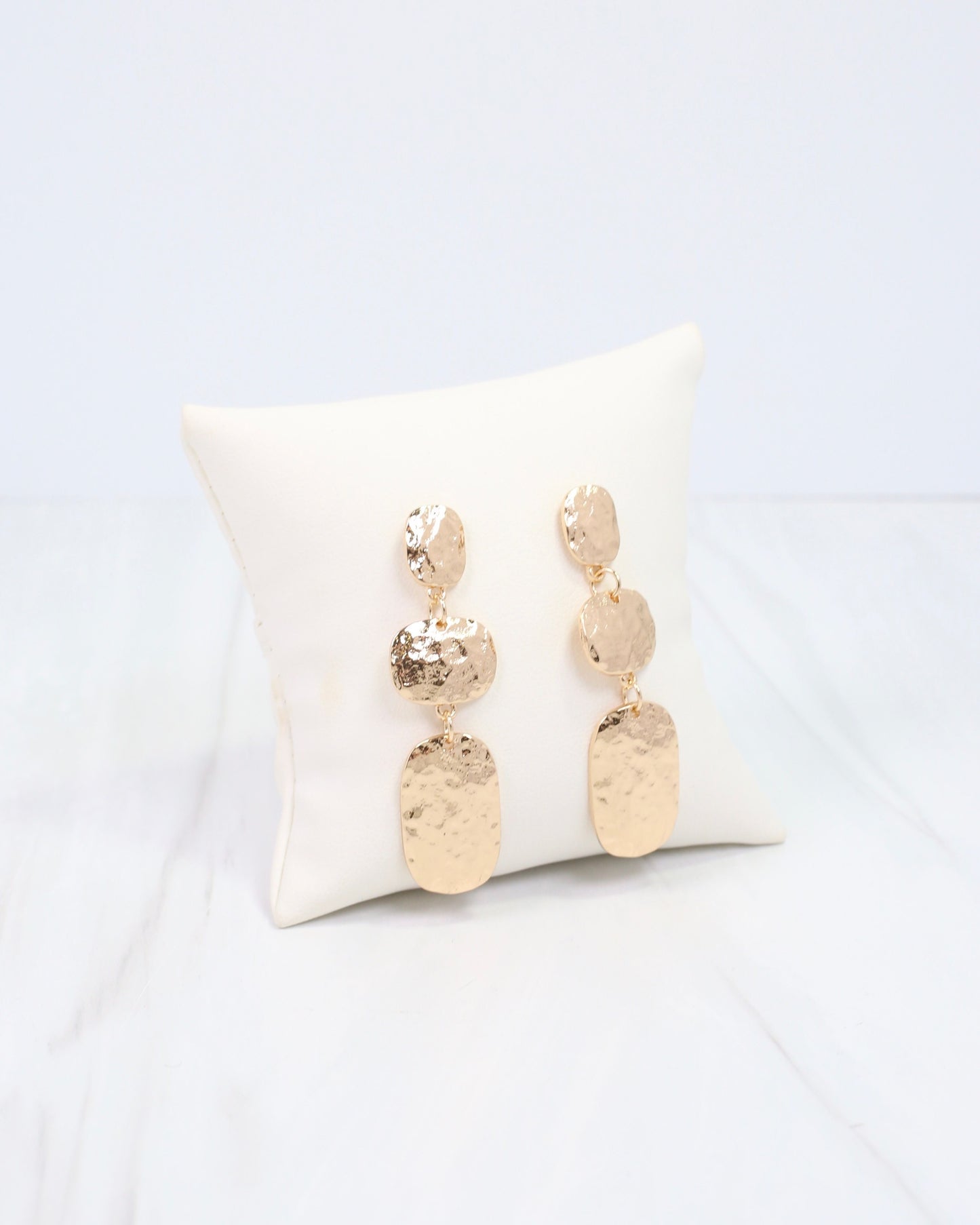 Oregon Hammered Dangle Earring WR Gold