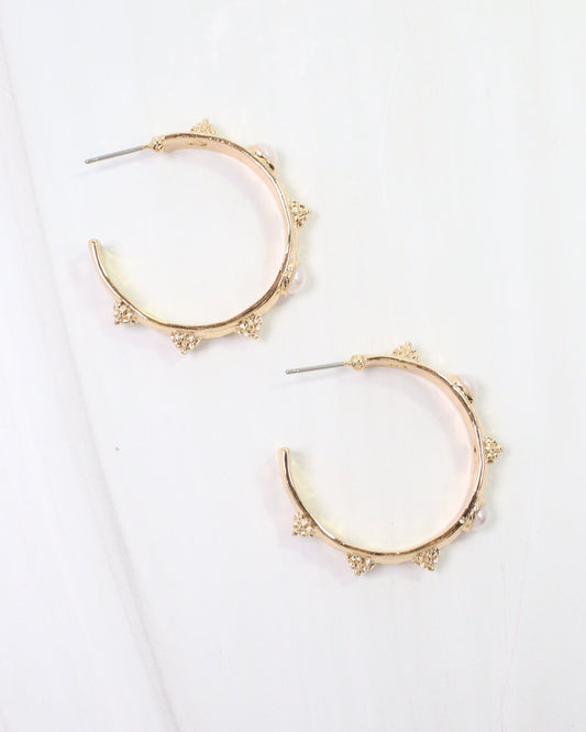 New Bern Flower and Pearl Hoop Earring Gold