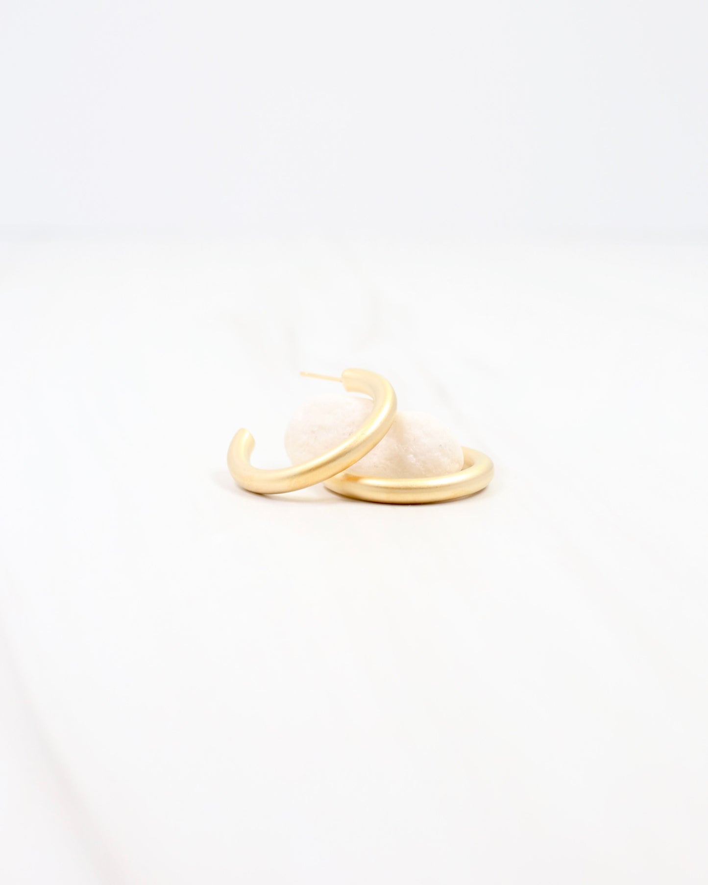 Castlebar Hoop Earring Matte Gold