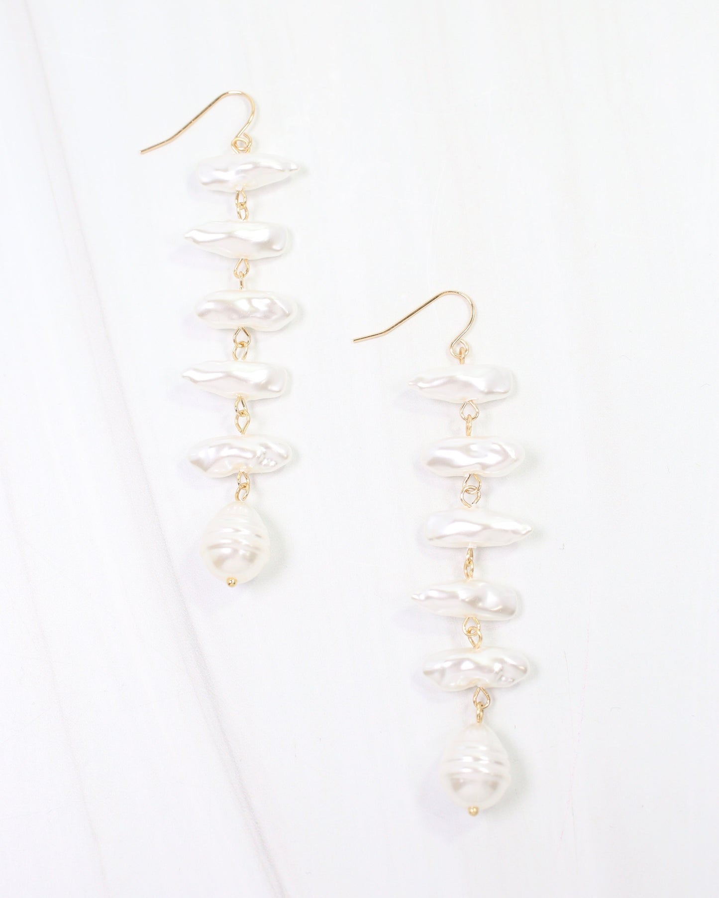 Durant Pearl Dangle Earring Cream