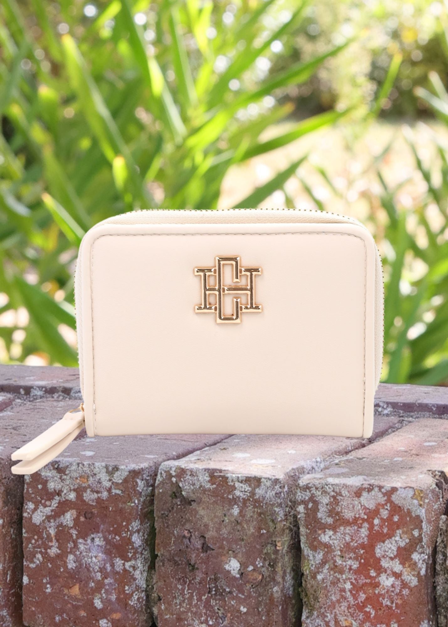 Caroline Hill Blakely Wallet Spotted Saddle main image 1