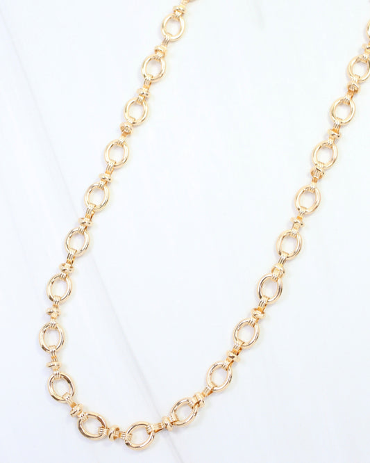 Karla Oval Link Necklace Gold