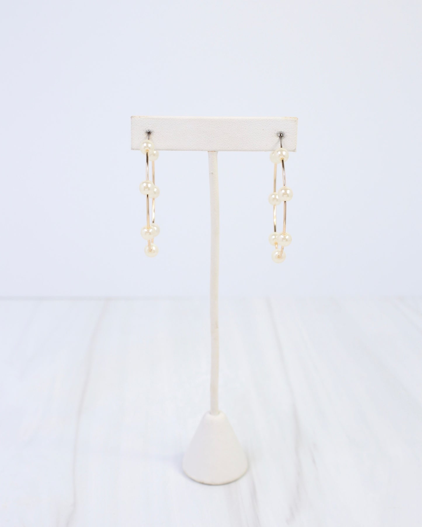 Mount Clemens Pearl Hoop Earring Gold