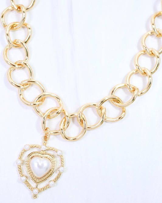 Bartle Chain Necklace with Heart Pendant Gold