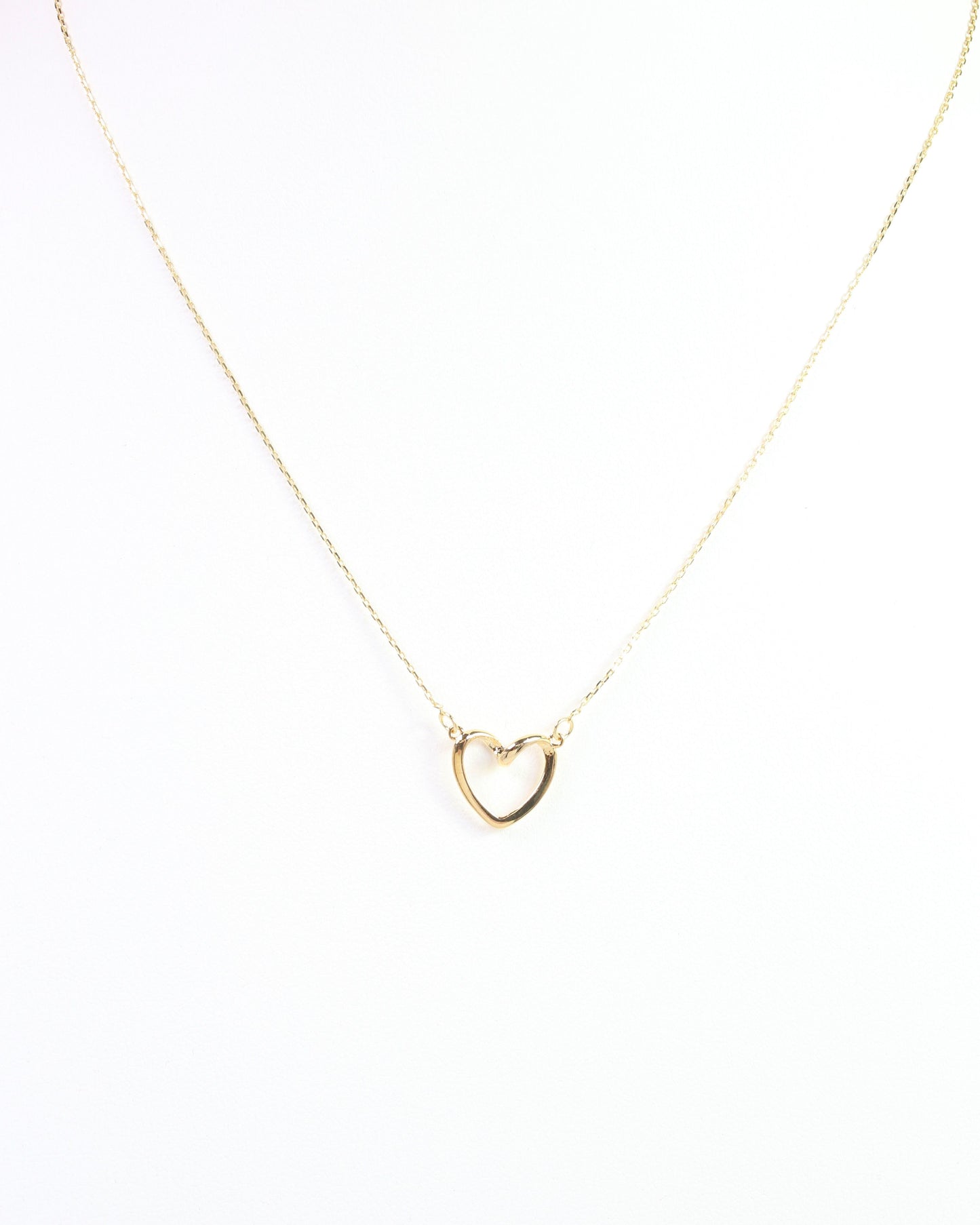 Gala Twisted Heart Necklace WR Gold