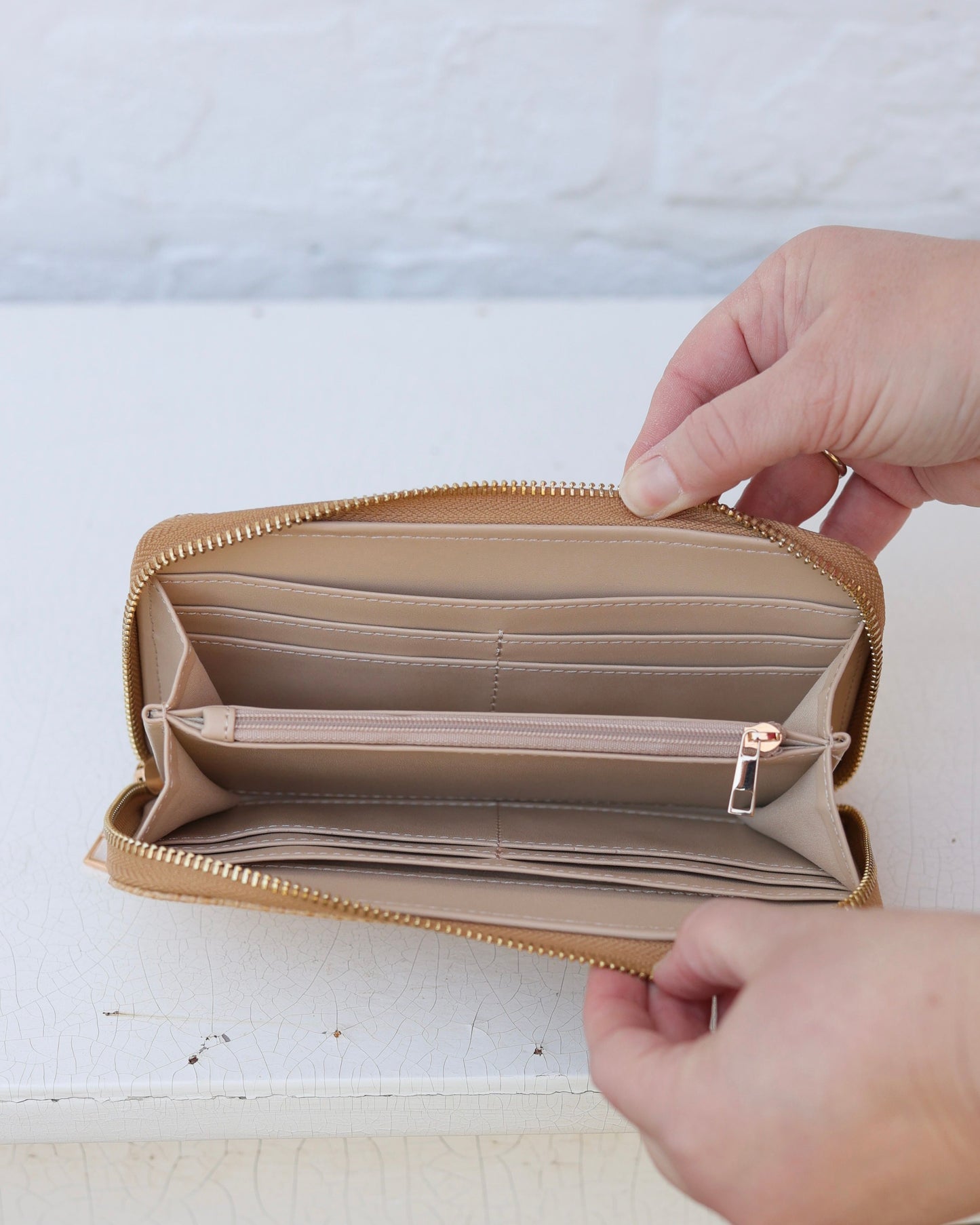 Penelope Wallet Woven Tan