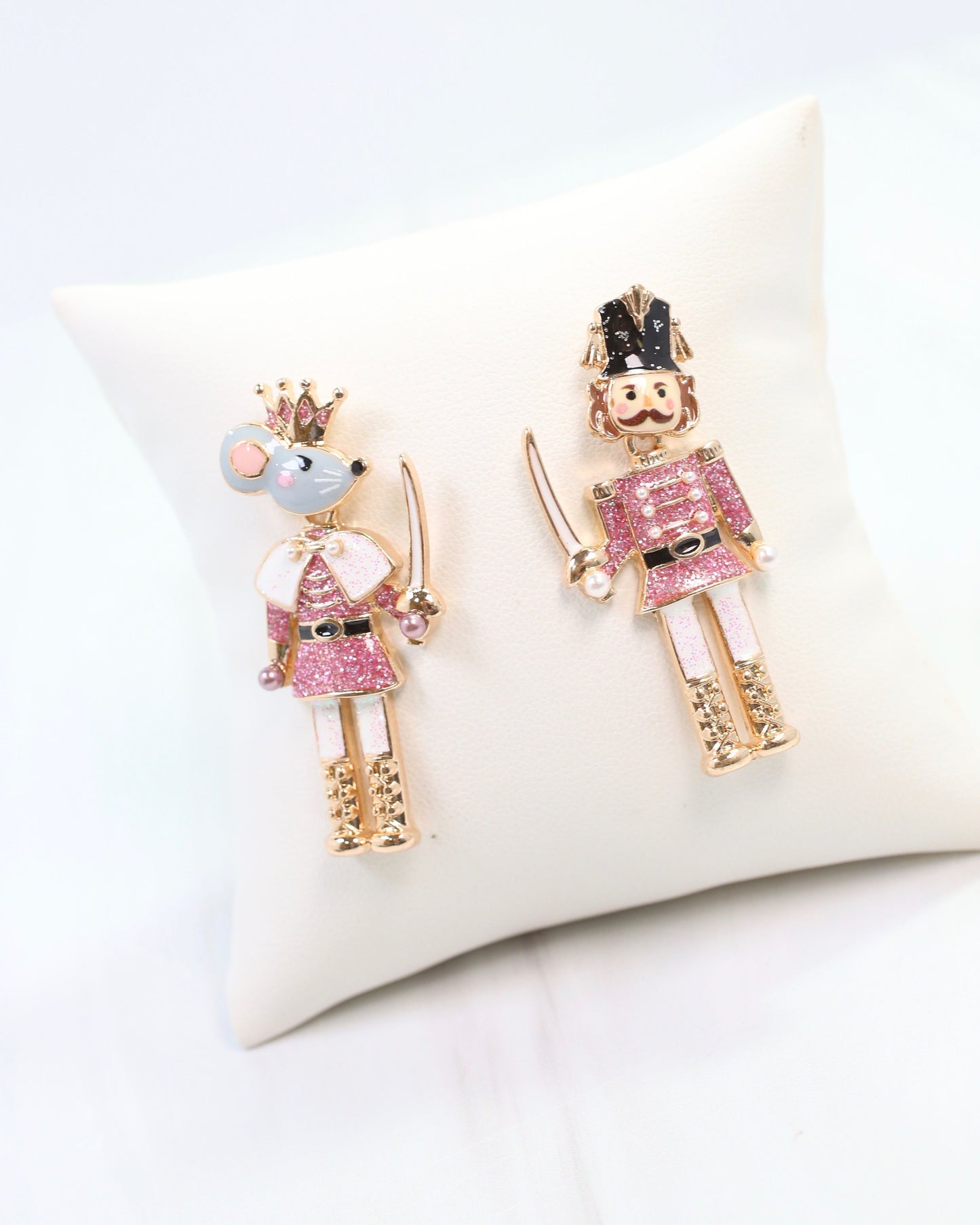 Nutcracker King Earring Pink