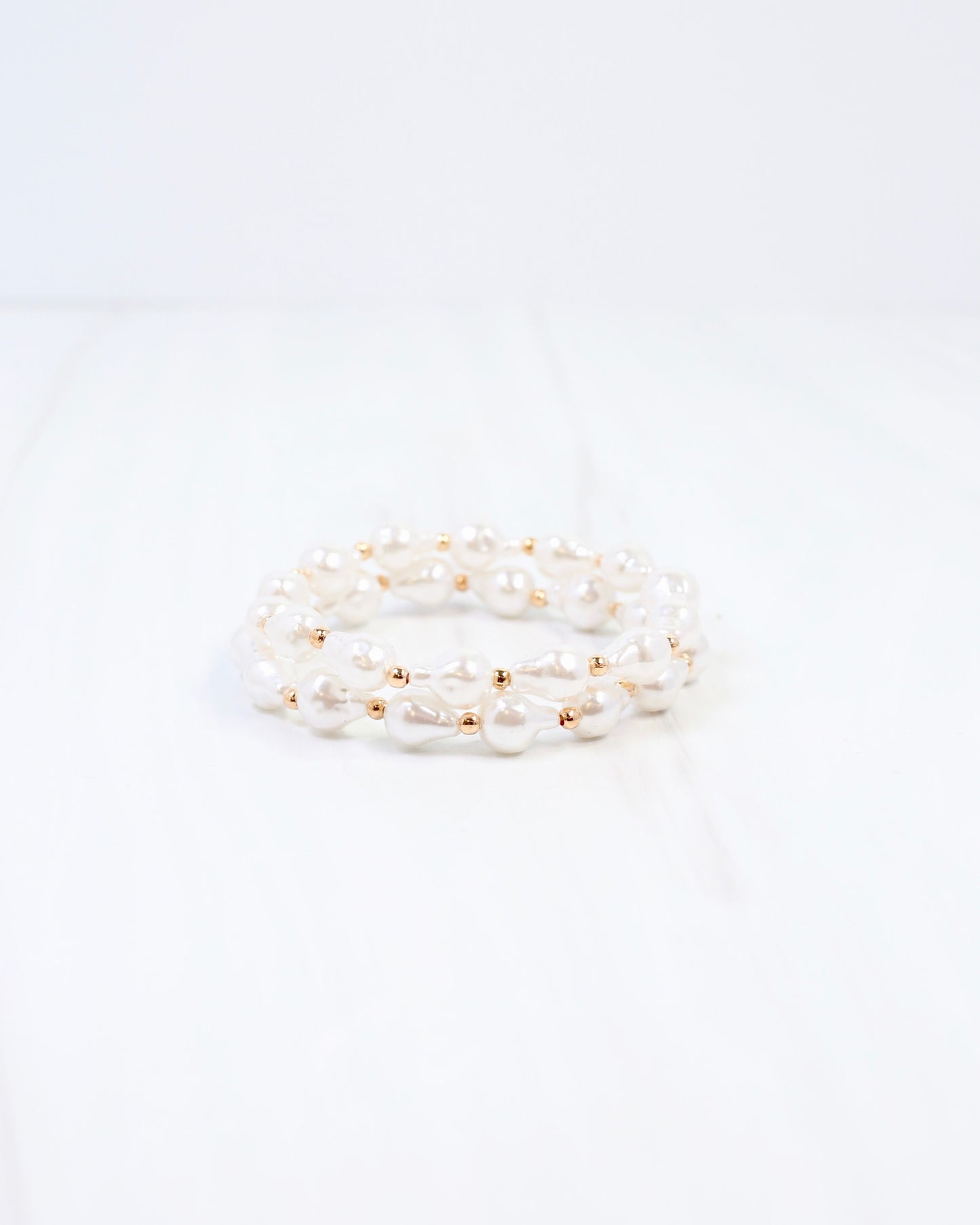 Rye Baroque Pearl Stretch Bracelet Cream