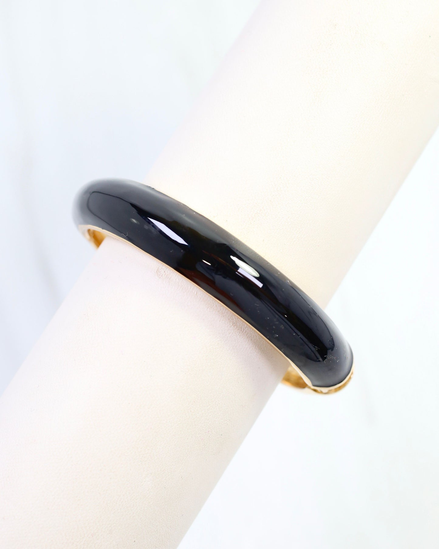 Jana Hinged Bangle Bracelet Black