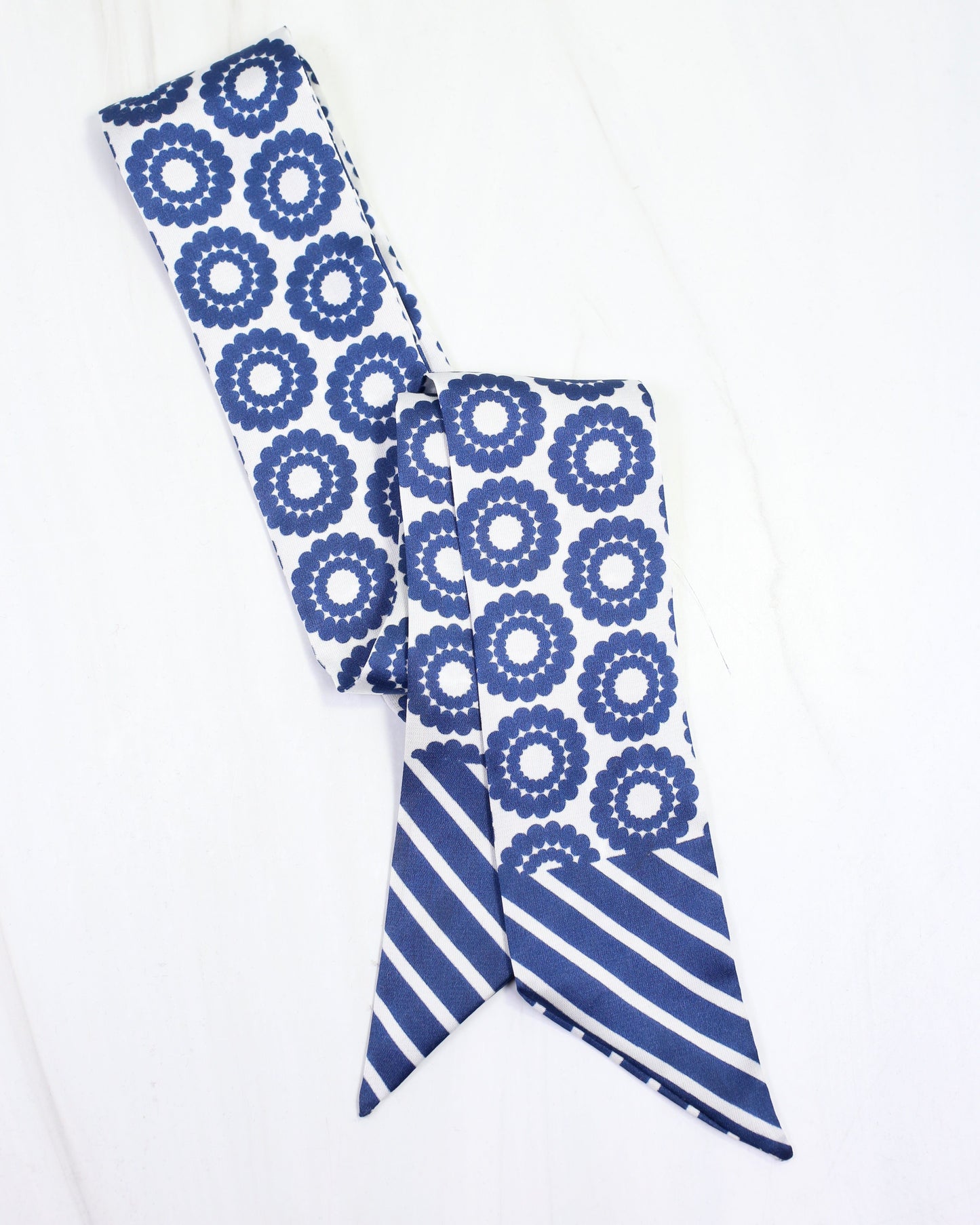 Lucy Floral Skinny Scarf Navy White