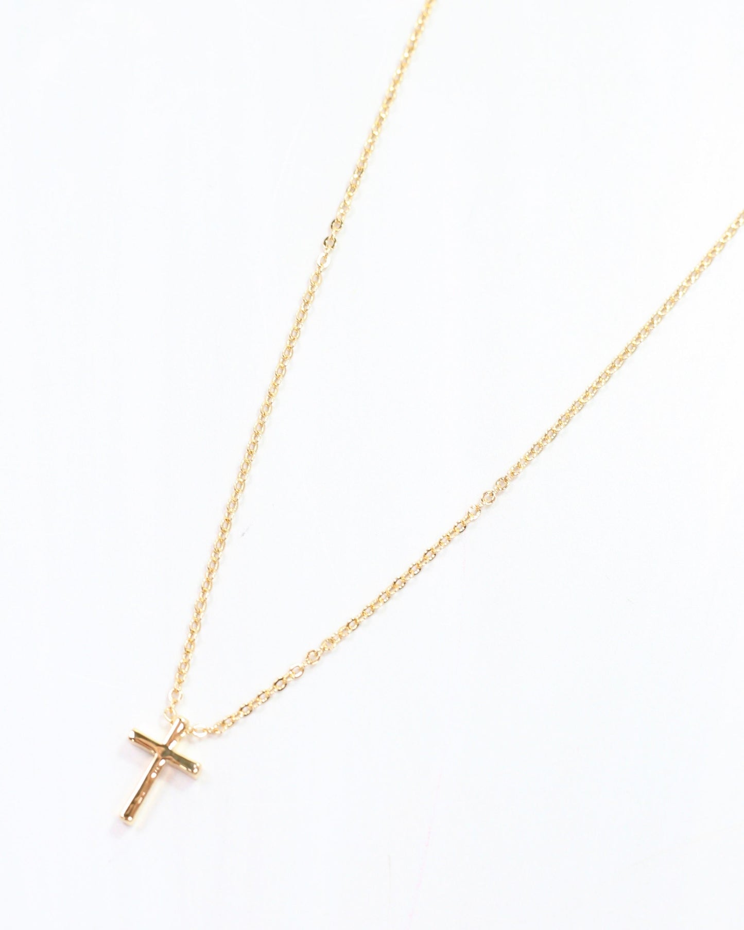 Tricia Cross Necklace Gold