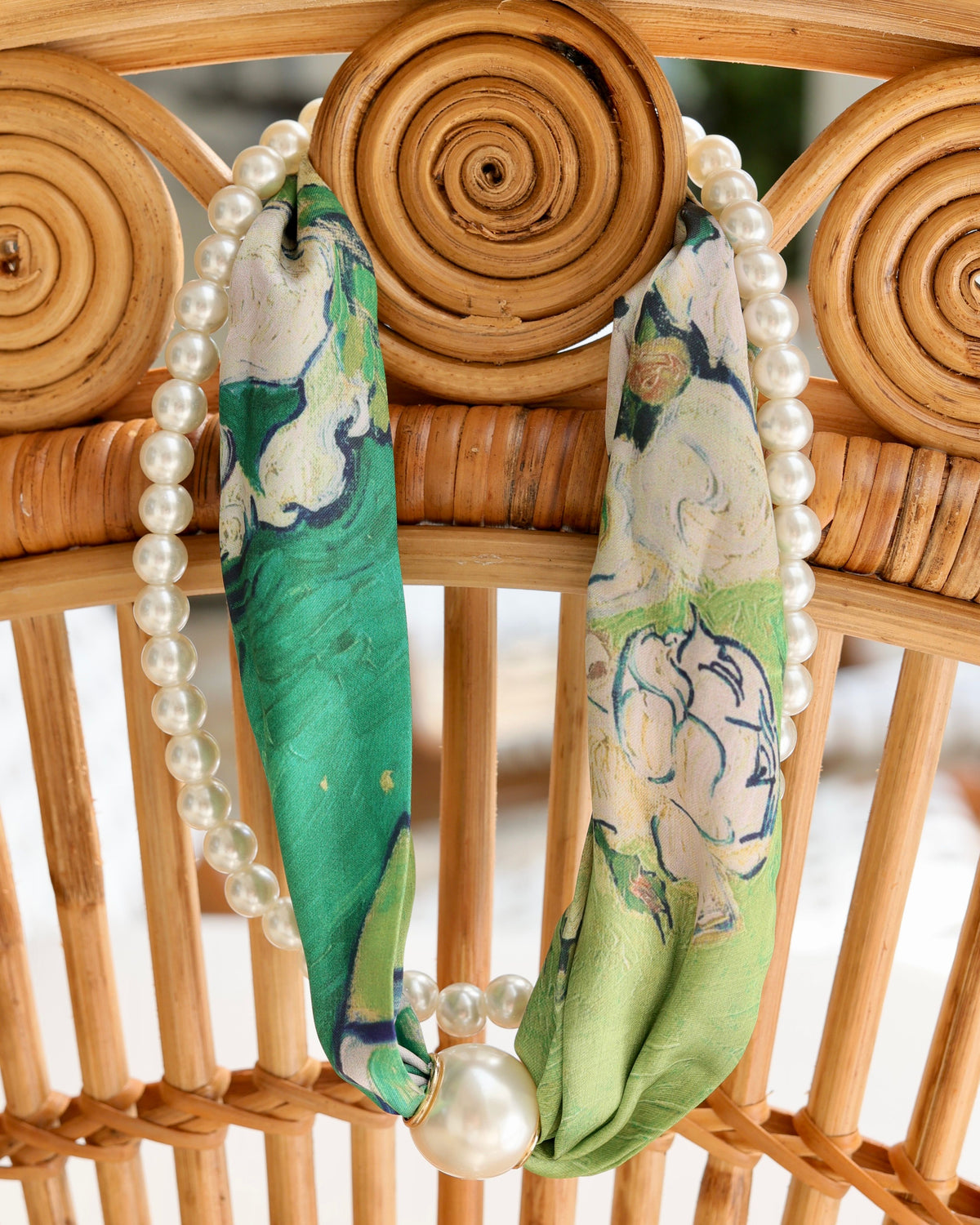 Two Strand Magnetic Pearl Scarf Necklace Green