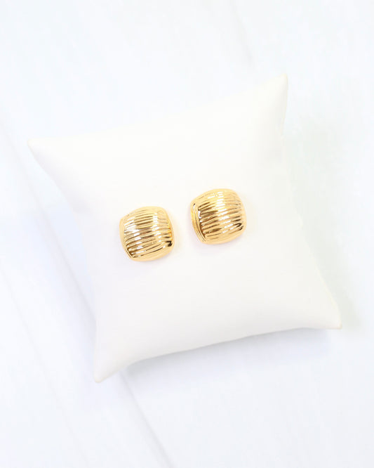 Alema Textured Stud Earring WR Gold