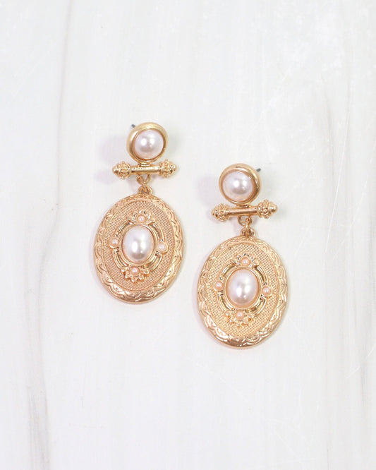 Beyan Oval Drop Earring Pearl