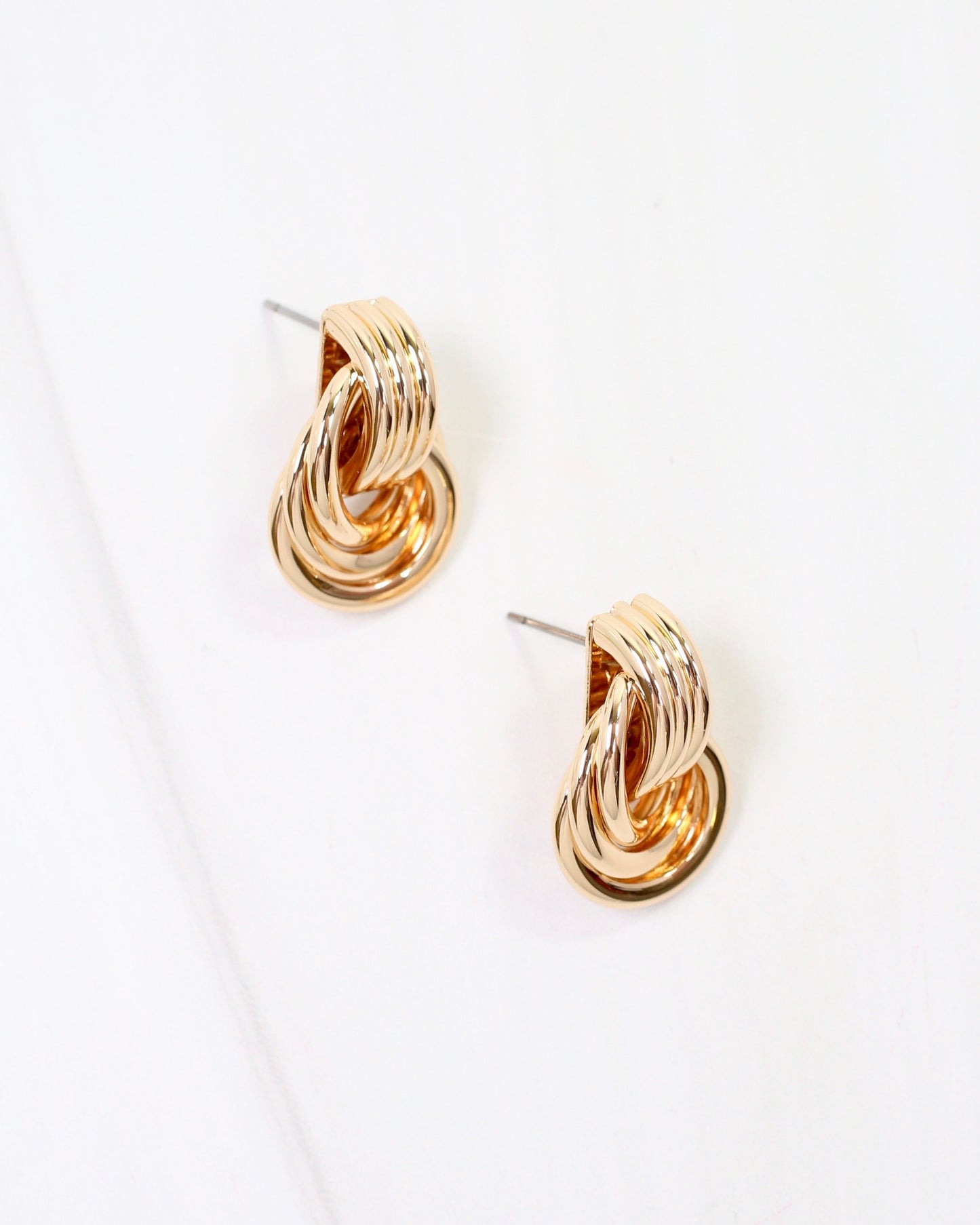 Sandsprings Knot Earring Gold