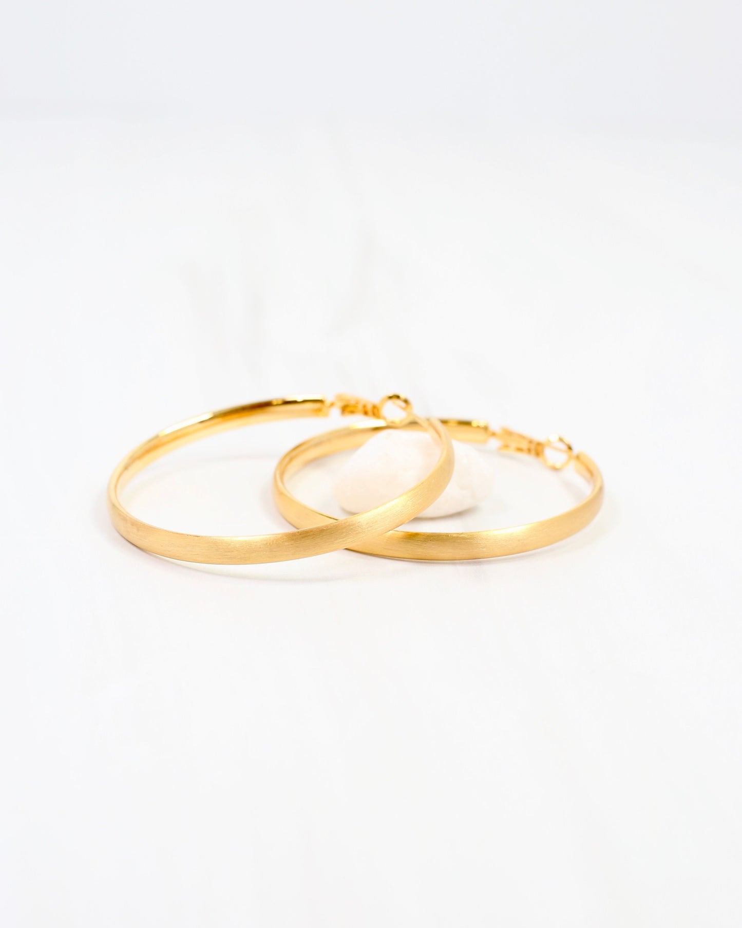 Perth Hoop Earring WR Gold