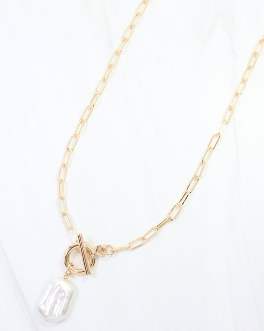 Balfour Pearl Toggle Necklace Gold