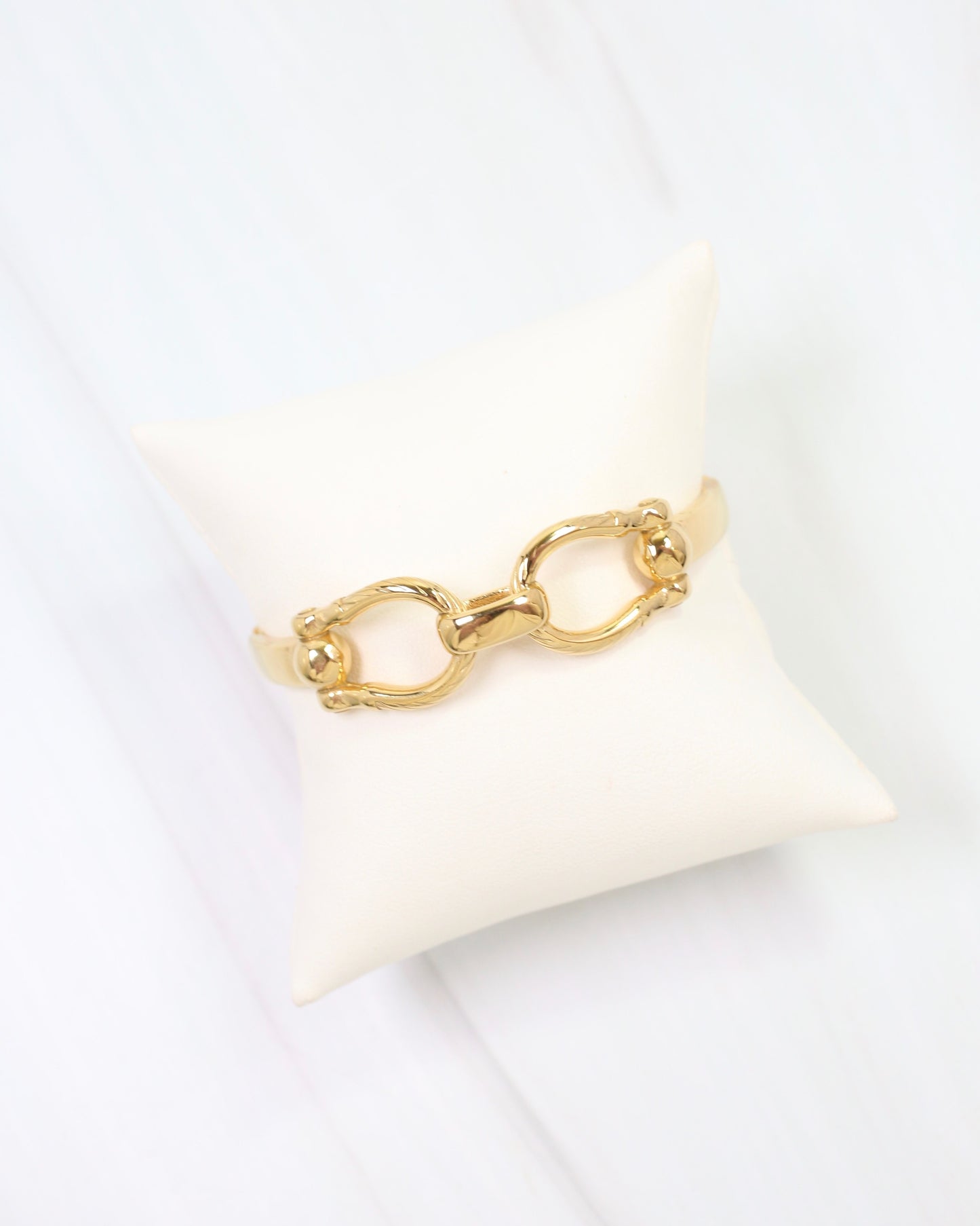 Lockport Horsebit Hinged Bracelet WP Gold