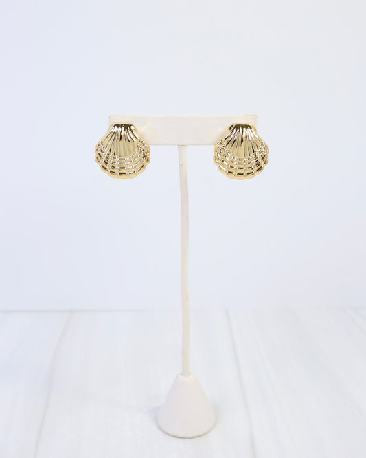 Isla Shell Post Earring Gold